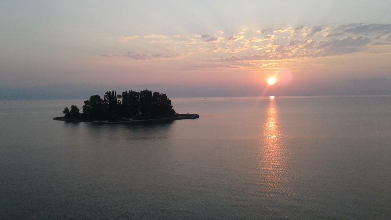 Mouse Island Aparthotel เปรามา ภายนอก รูปภาพ